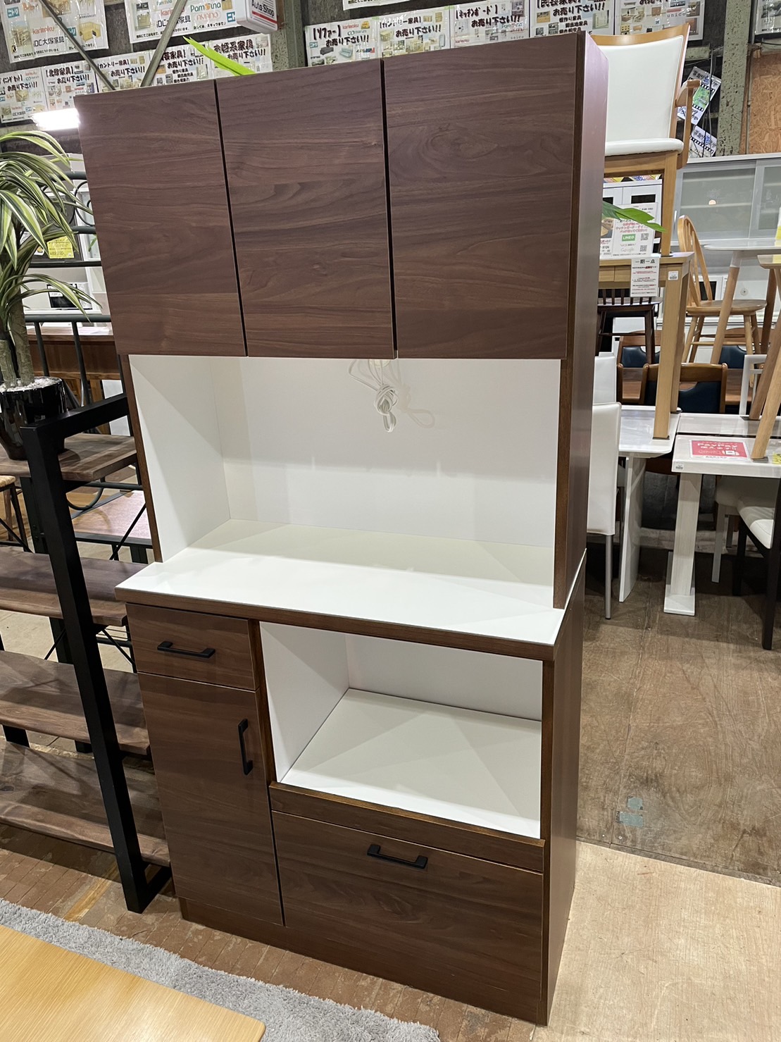 モイス付3枚扉キッチンボード買取入荷致しました！ | リサイクル  