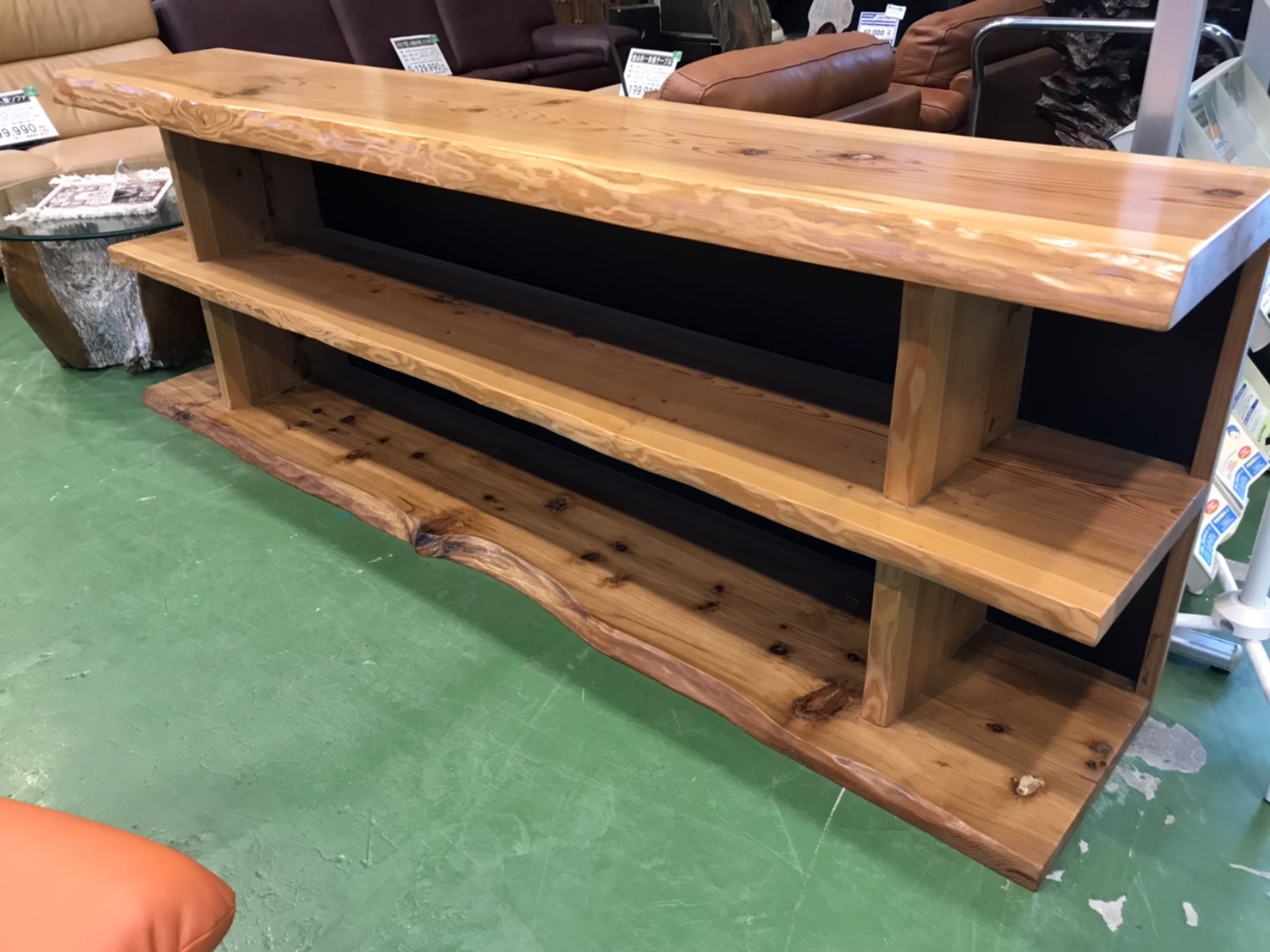 1枚板3段飾棚買取致しました｜愛品館八千代店 | リサイクルショップ  