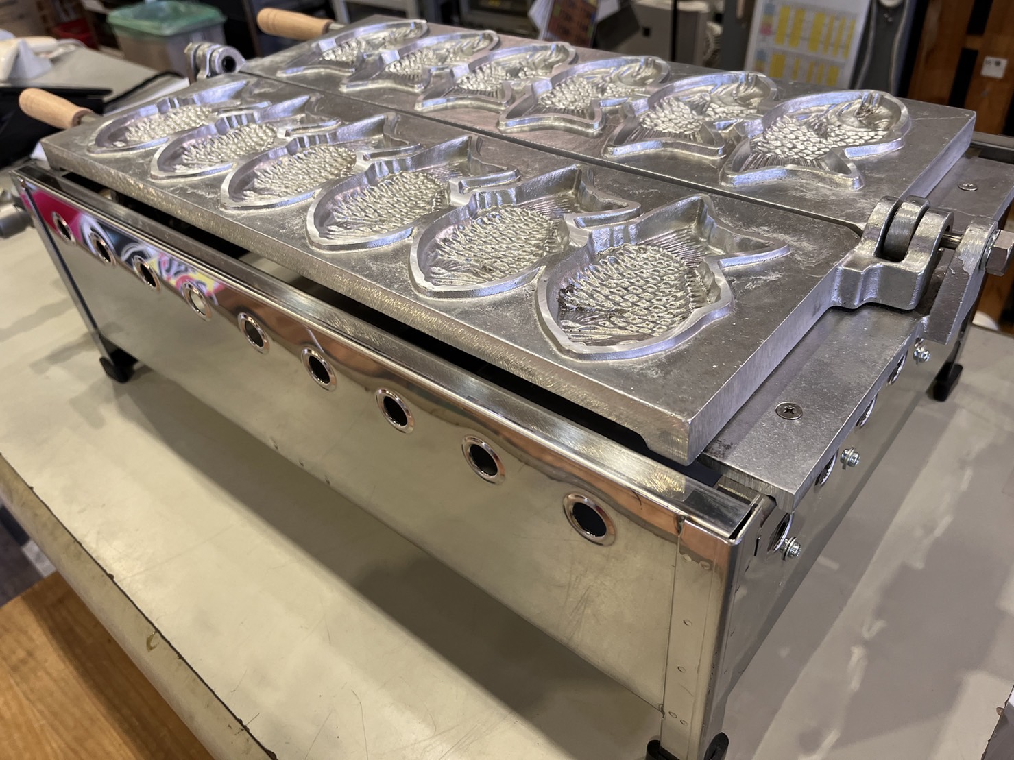 ガス式 たい焼き器 1連式 6匹 LPガス用買取いたしました｜愛品館市原店 