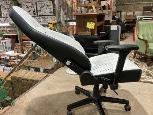 noblechairs｜ICONシリーズ｜ゲーミングチェア入荷致しました 