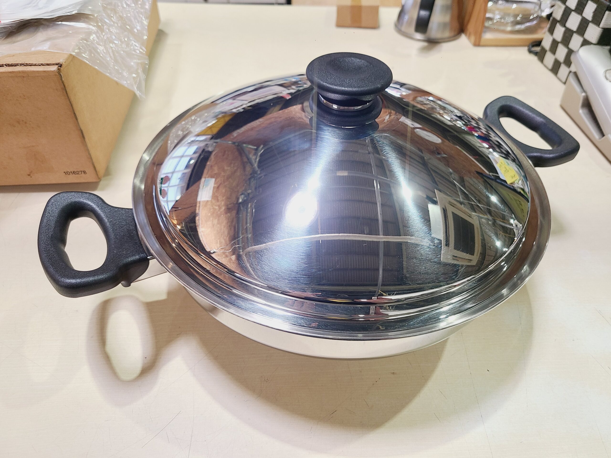 アムウェイ 2~3回使用のみ 2024年製 Amway 鍋 ウォック網なし↓ 