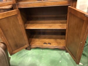 アンティーク調｜2枚扉キャビネット買取致しました｜愛品館八千代店  