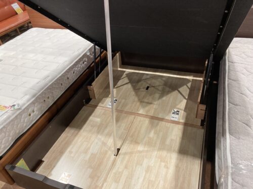 サータ｜ペディック83DX5.8｜跳ね上げ式ダブルベッド入荷致し  