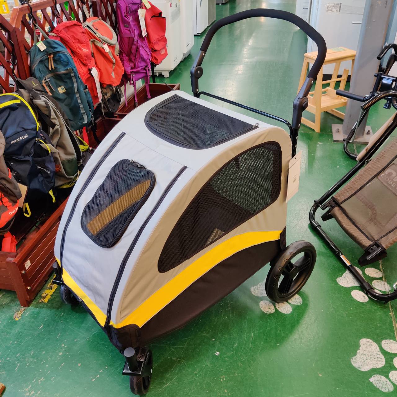 大型折りたたみペットカート 販売中！愛品倶楽部柏店  