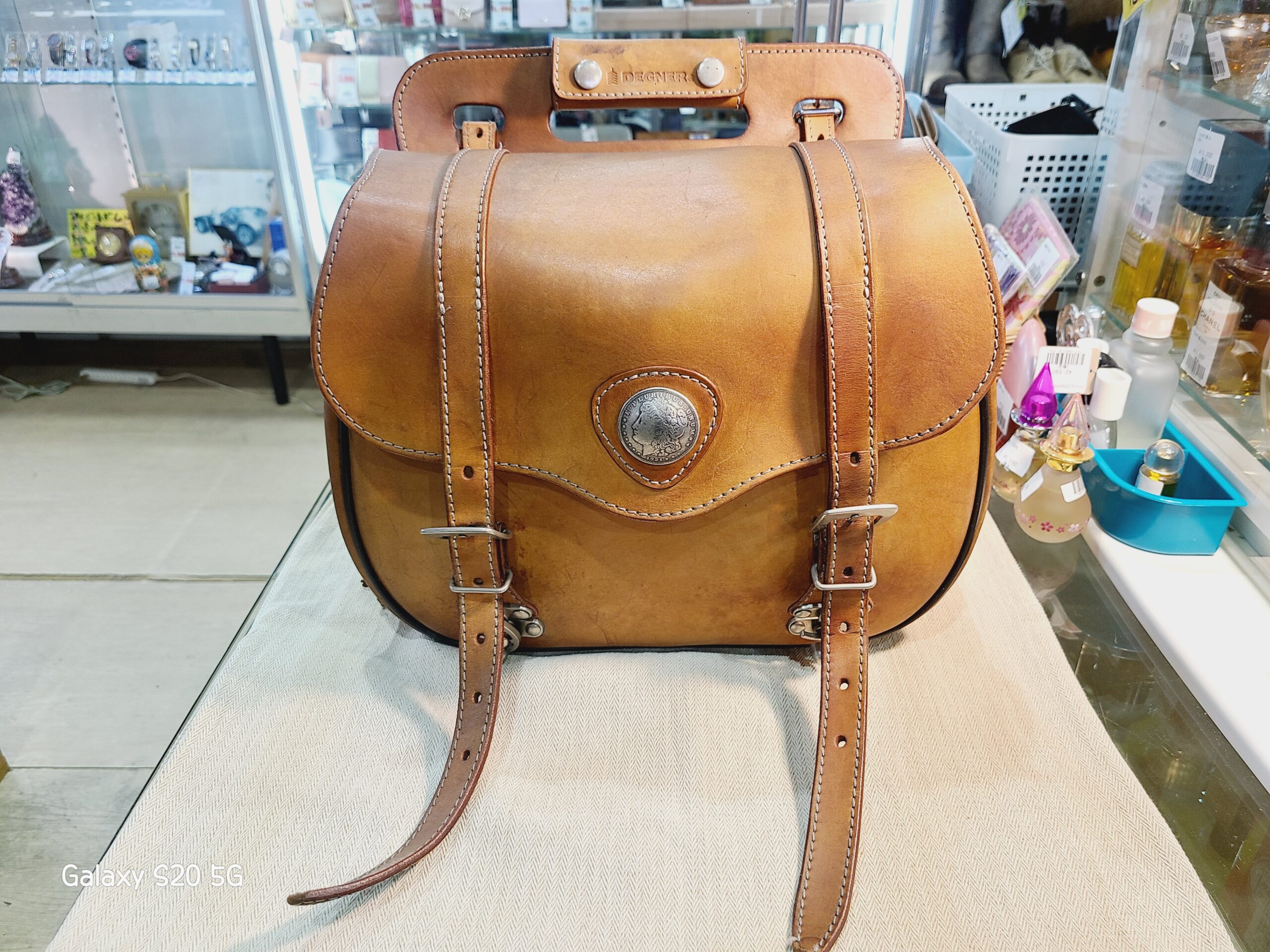 ＤＥＧＮＥＲ　デグナー　本革サイドバッグ