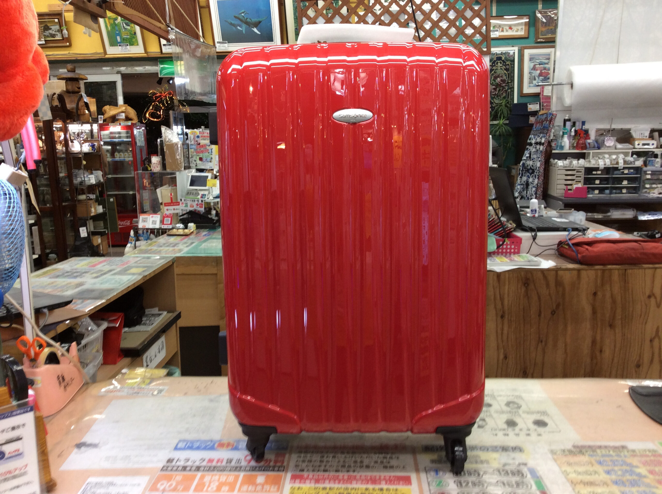 サムソナイト、スーツケース