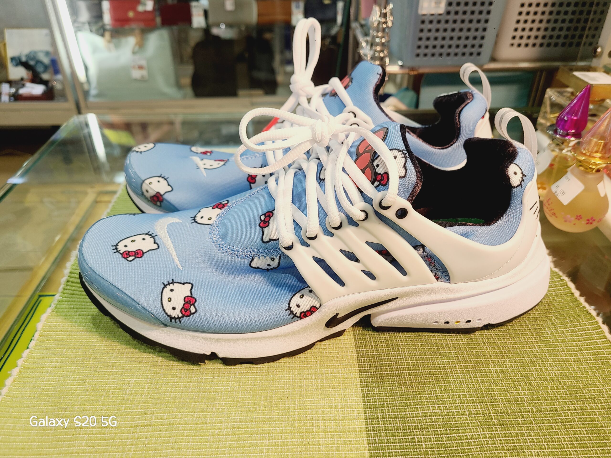 ナイキ NIKE エア プレスト キティ Air Presto 【公式通販】