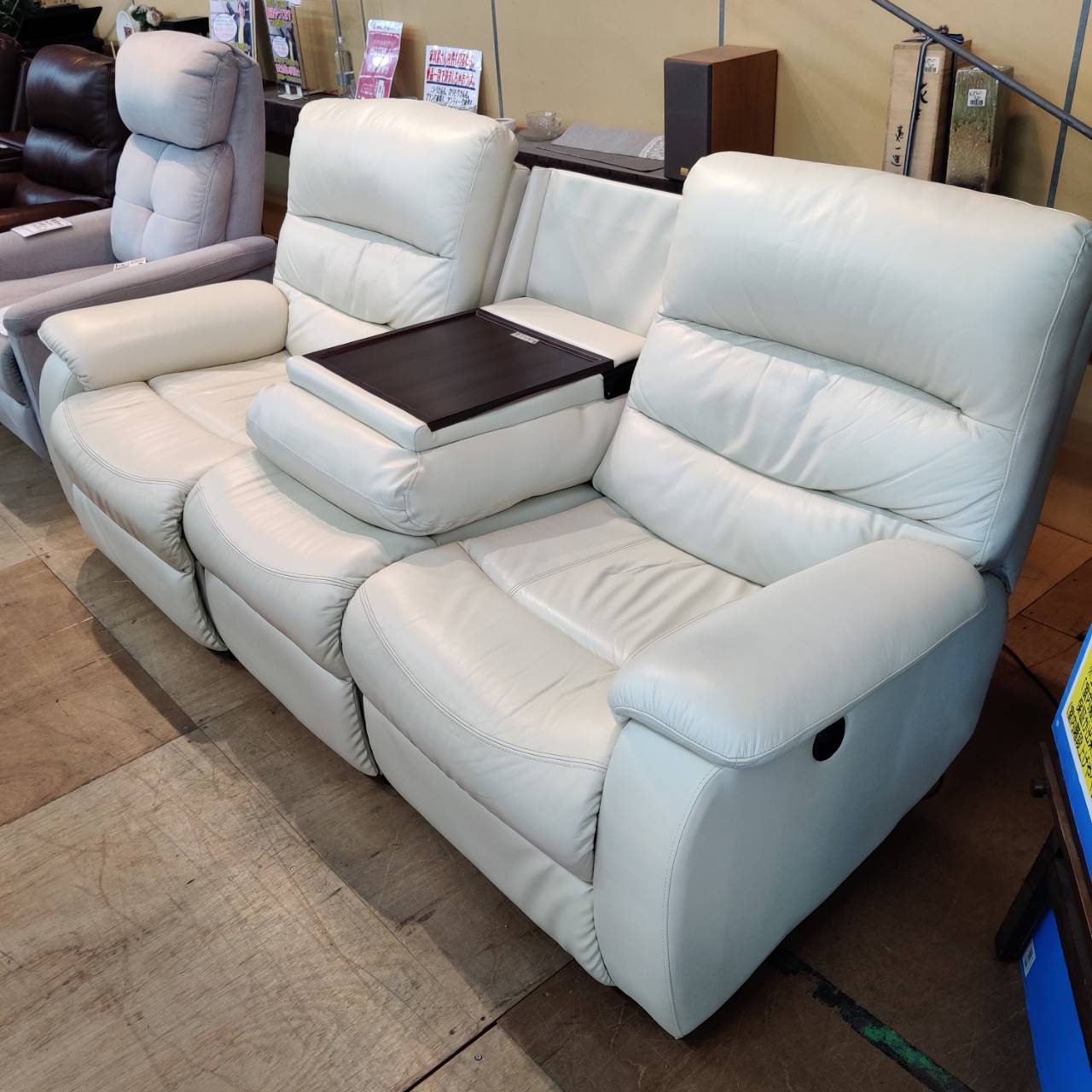 ニトリ 3人用本革電動ソファ(白) 販売中！愛品倶楽部柏店 | リサイクル 