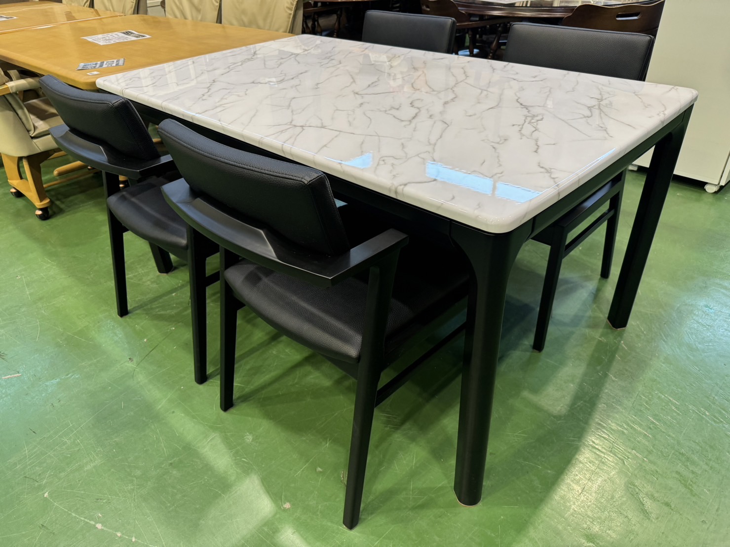 シギヤマ家具｜ダイニング5点セット｜ルメール買取致しました｜愛品館  