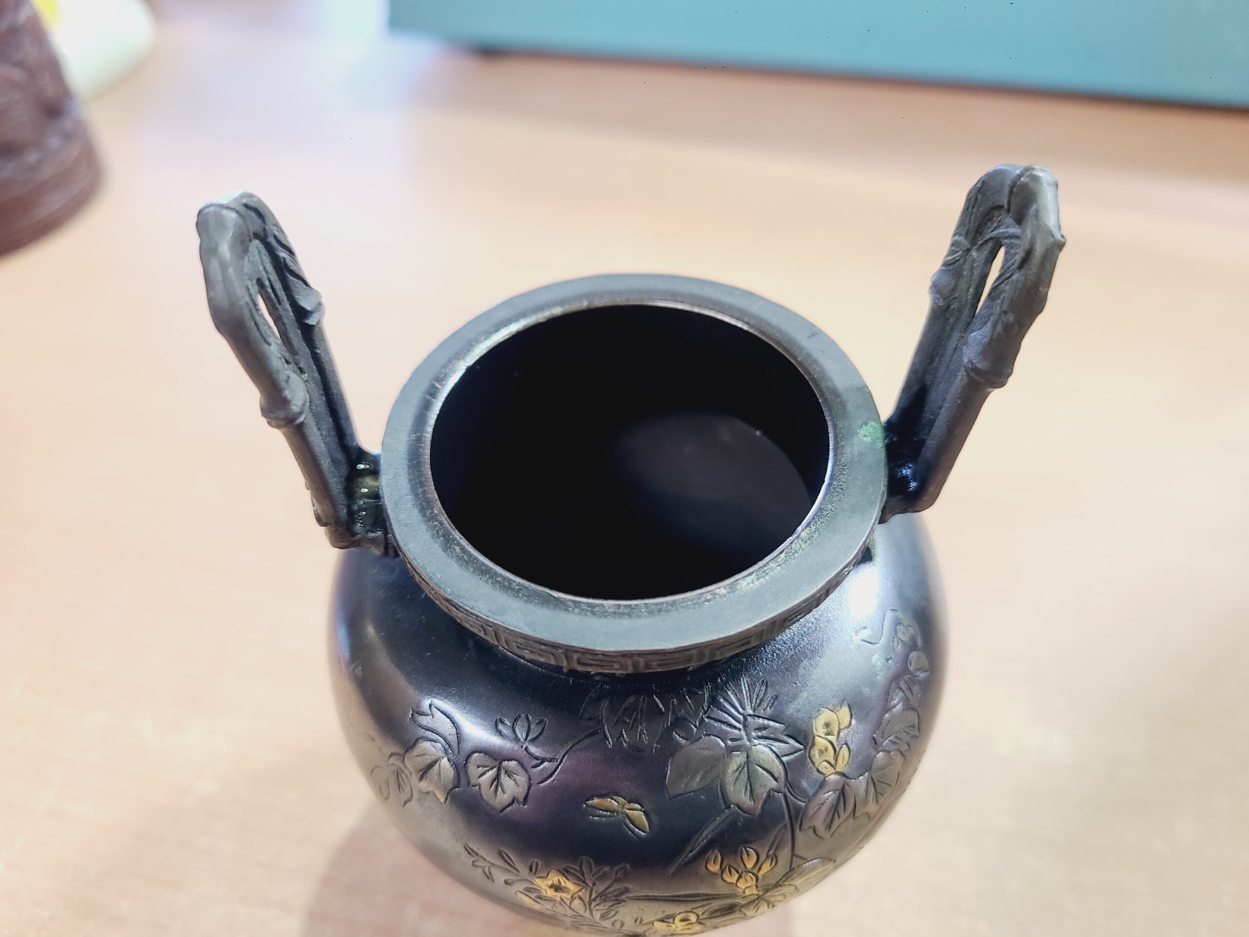玉型獅子蓋青銅香炉 大峰作買取しました｜愛品館市原店 | リサイクル 