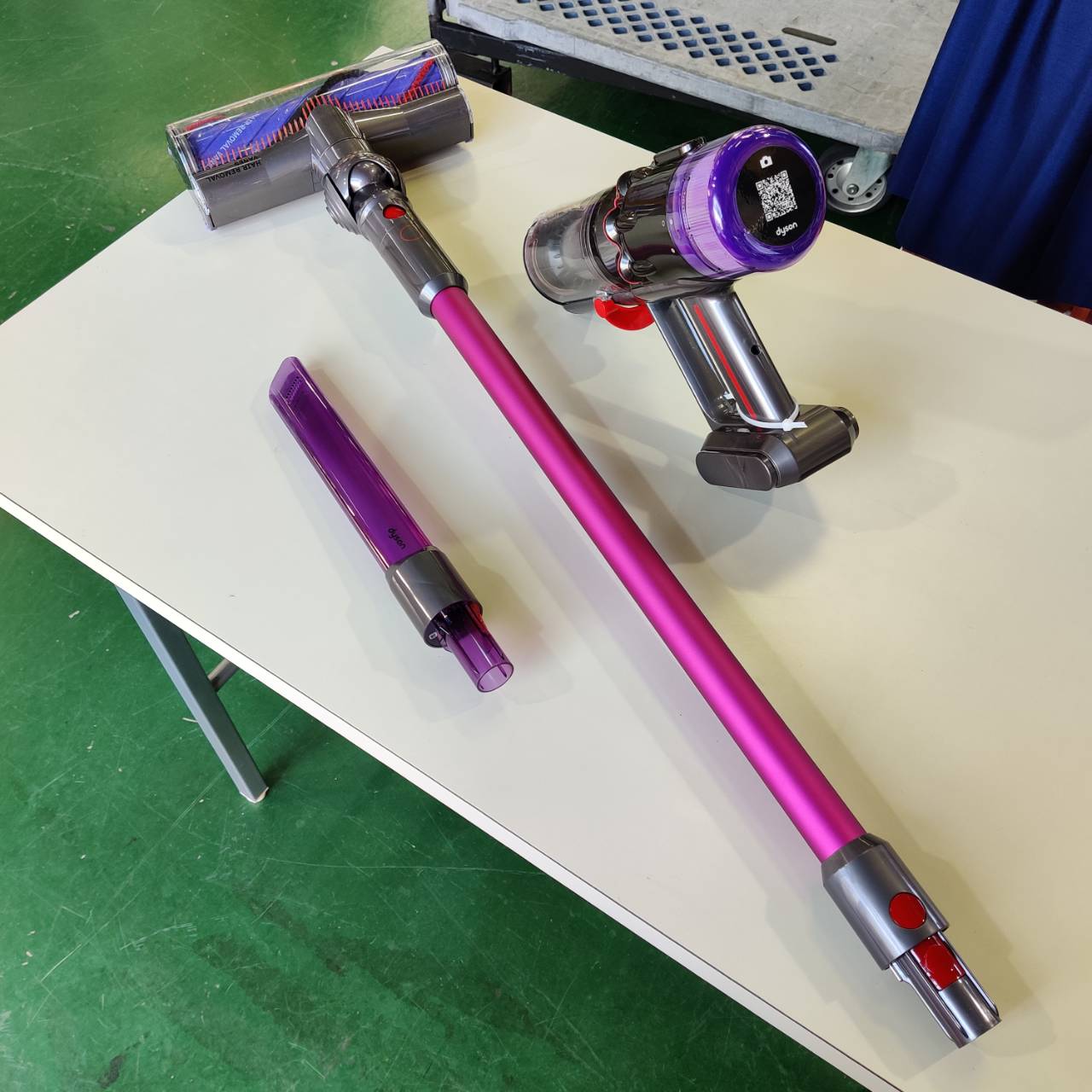 Dyson 掃除機(SV33 MH FU/2023年製) 販売中！ 愛品倶楽部柏店 リユース 