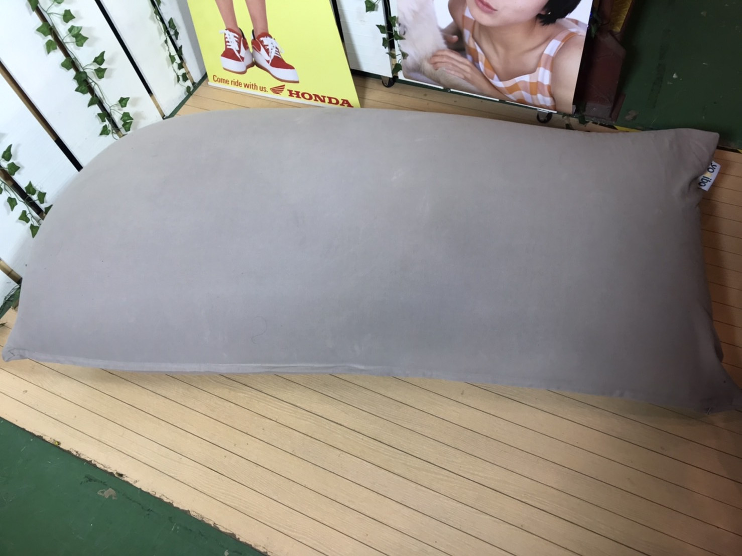 ヨギボーマックス ライトグレー 面白