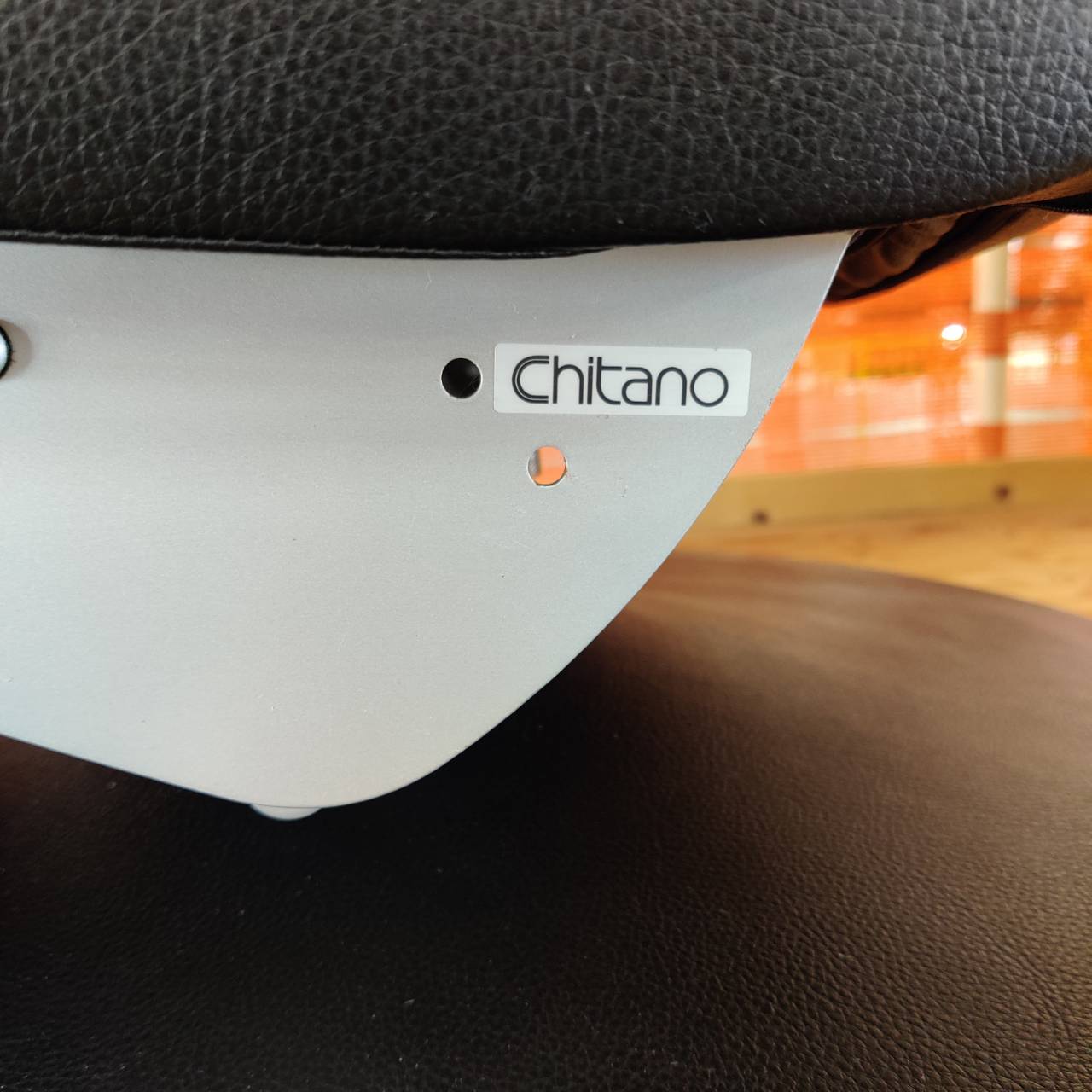 カリモク 本革パーソナルチェア ストラド 販売中！ 愛品倶楽部柏  