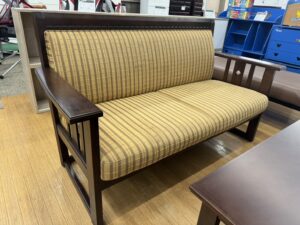 カリモク｜2人掛ソファ+テーブル買取致しました｜愛品館八千代店 