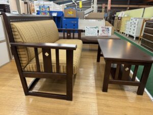 カリモク｜2人掛ソファ+テーブル買取致しました｜愛品館八千代店 