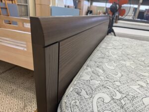 シモンズ｜跳上式｜クイーンベッド｜レギュラー買取致しました｜愛品館 