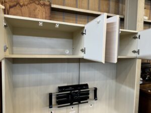 綾野製作所｜壁面収納｜テレビボード｜フリージア買取致しました｜愛品  