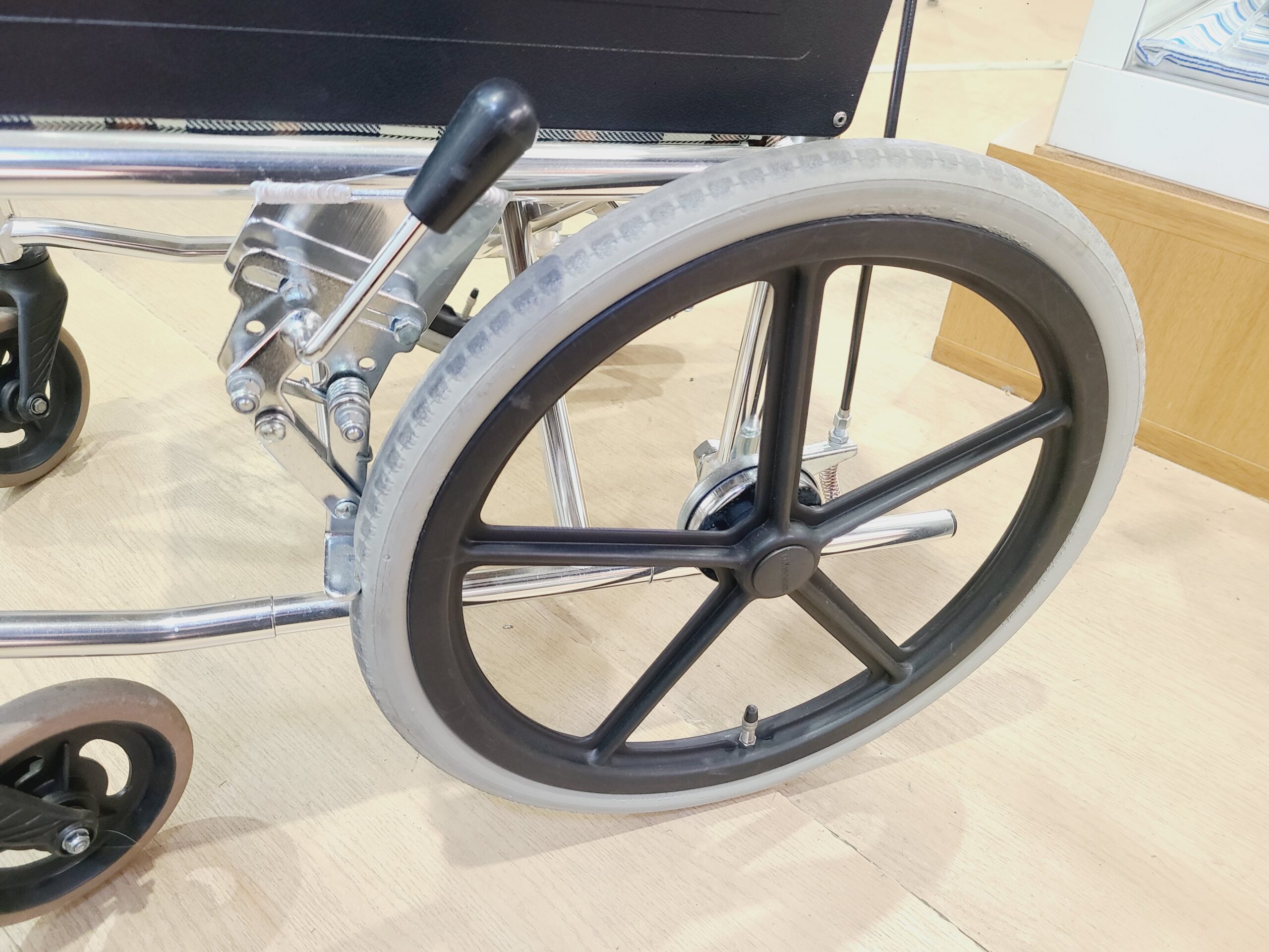 松永製作所アルミ介助式車椅子買取しました｜愛品館市原店 
