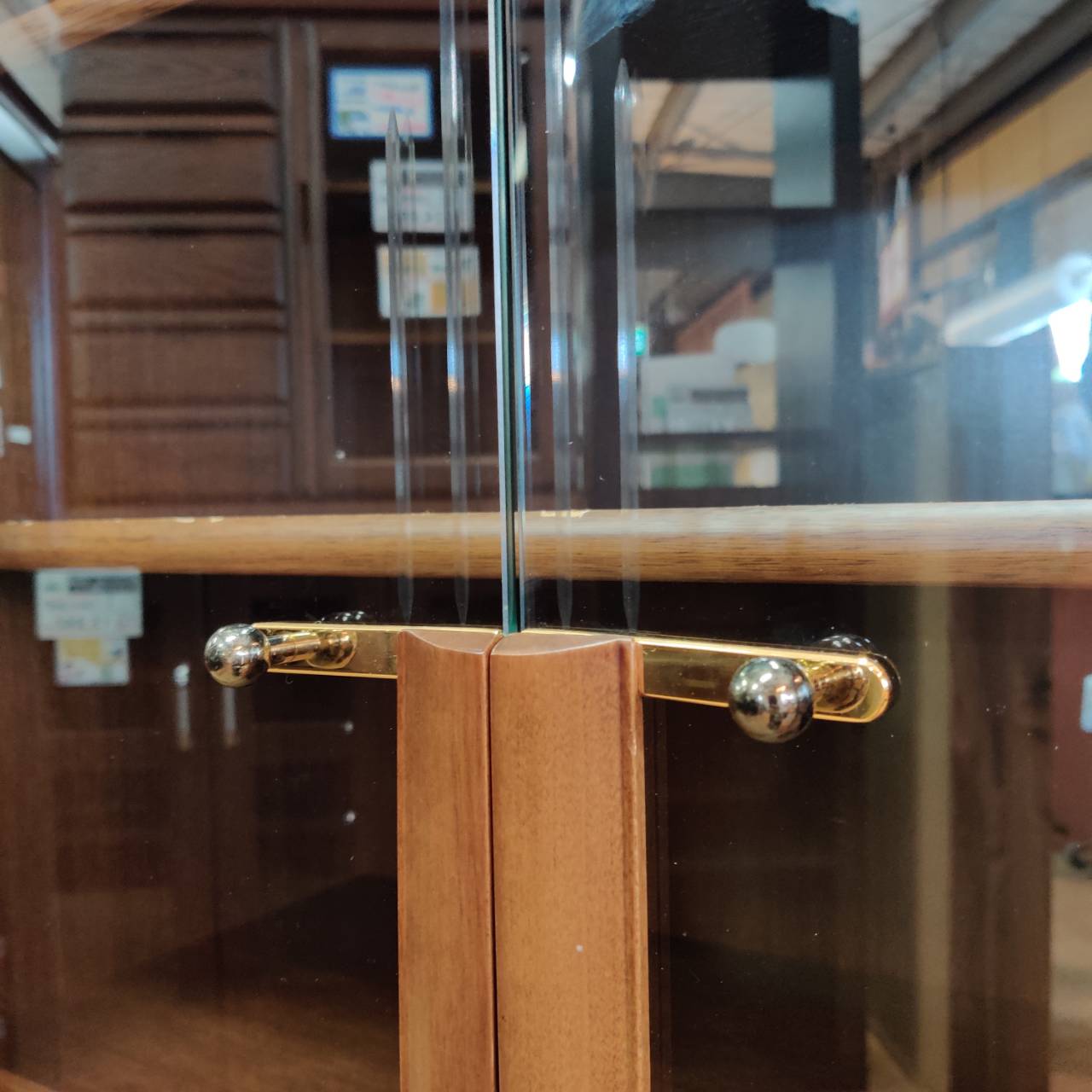 コクサイの家具 3枚ガラス扉書棚 クレシア B120 販売中！ 愛品倶楽部柏  