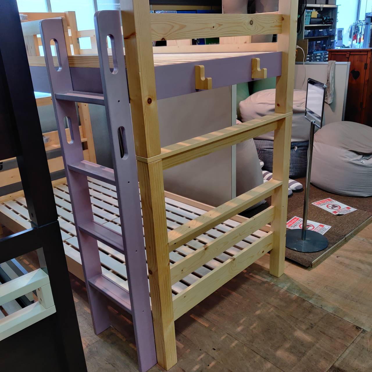 コンセント&照明付 2段ベッド アーサー 販売中！ 愛品倶楽部柏店  