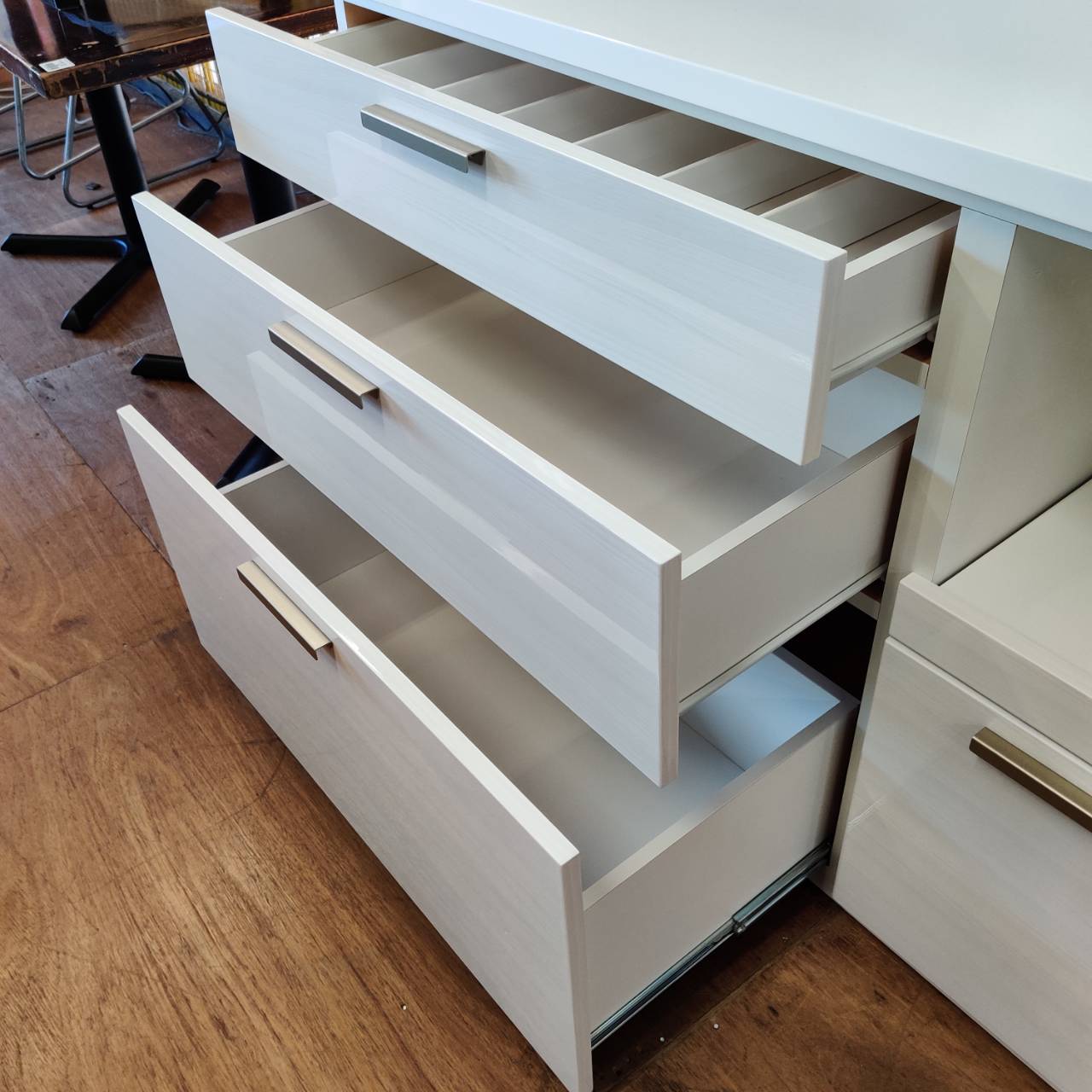 ニトリ 3枚扉キッチンボード ソレル120KB 販売中！ 愛品倶楽部柏店  