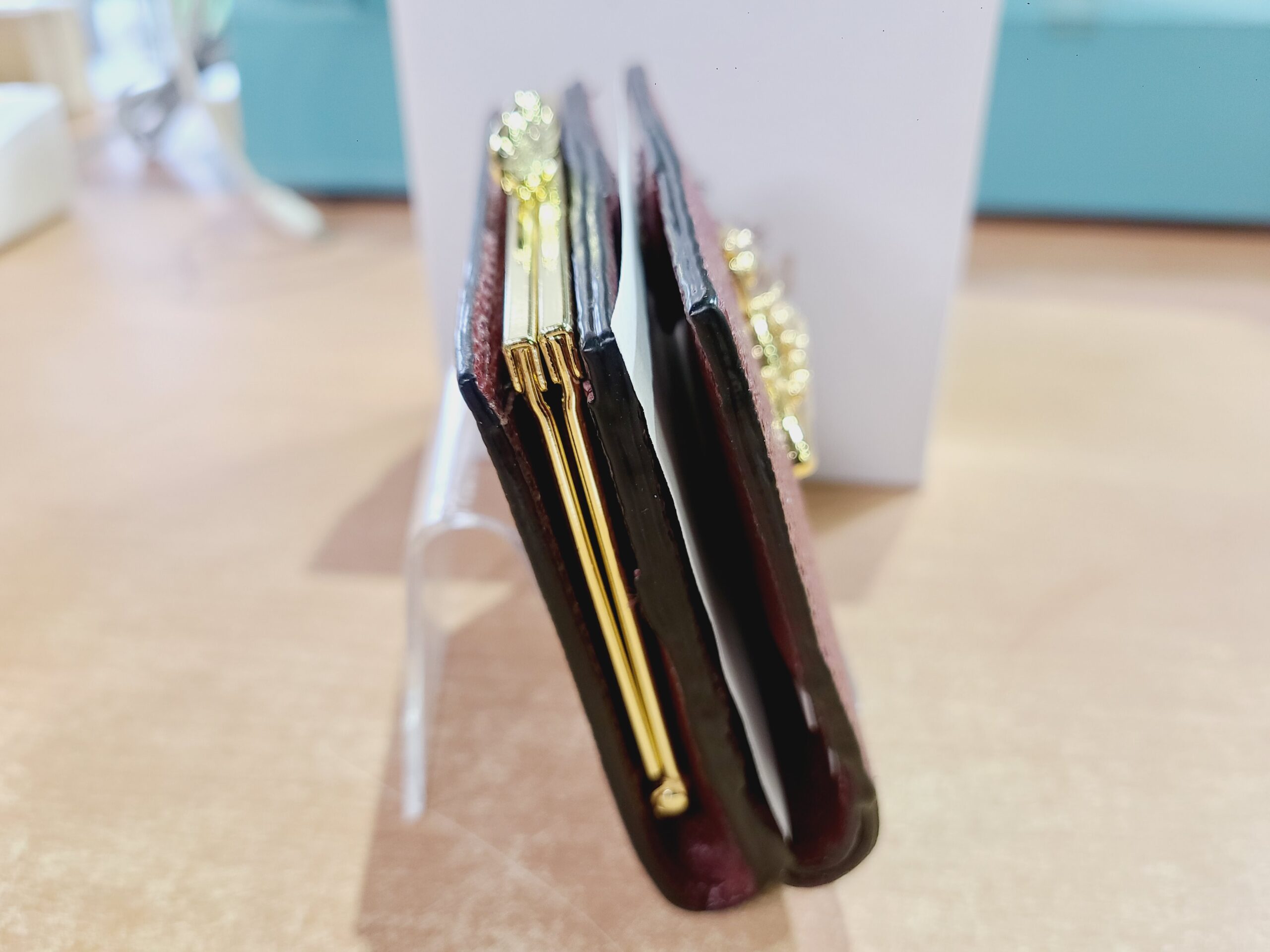 ヴィヴィアン ウエストウッド二つ折りがま口ミニ財布買取｜愛品館市原 