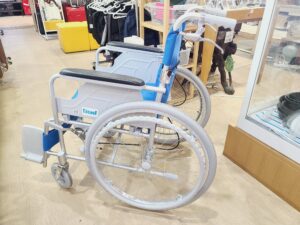 幸和製作所自走型標準型車いす 