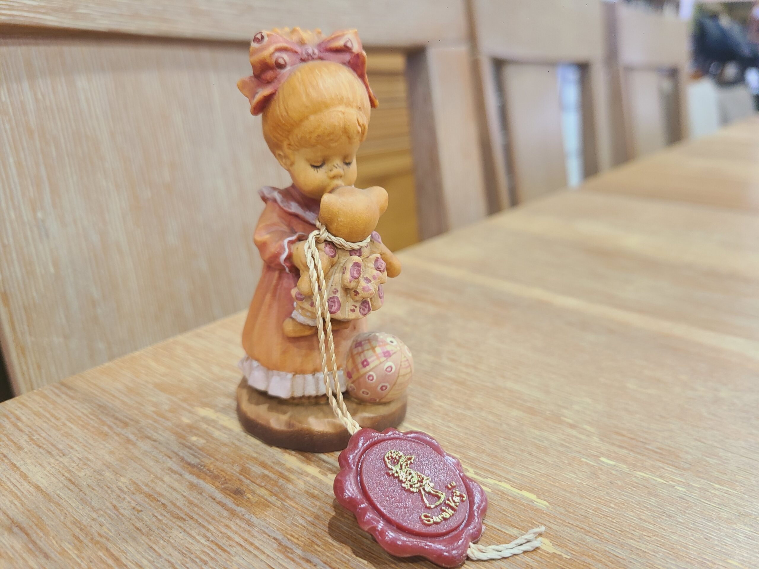 ANRI木彫り人形4000体限定 キス アンリ フィギュア買取｜愛品館市原店  