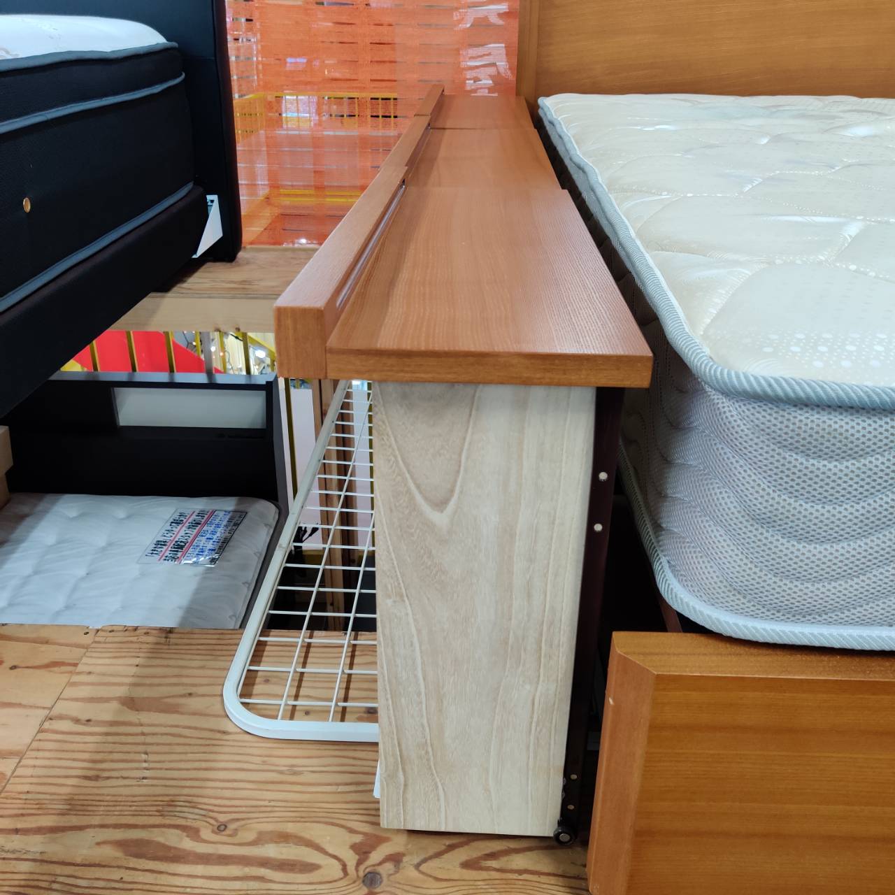 NIHON BED / ベッドアンドマットレス社 収納付きセミダブルベッド 販売 