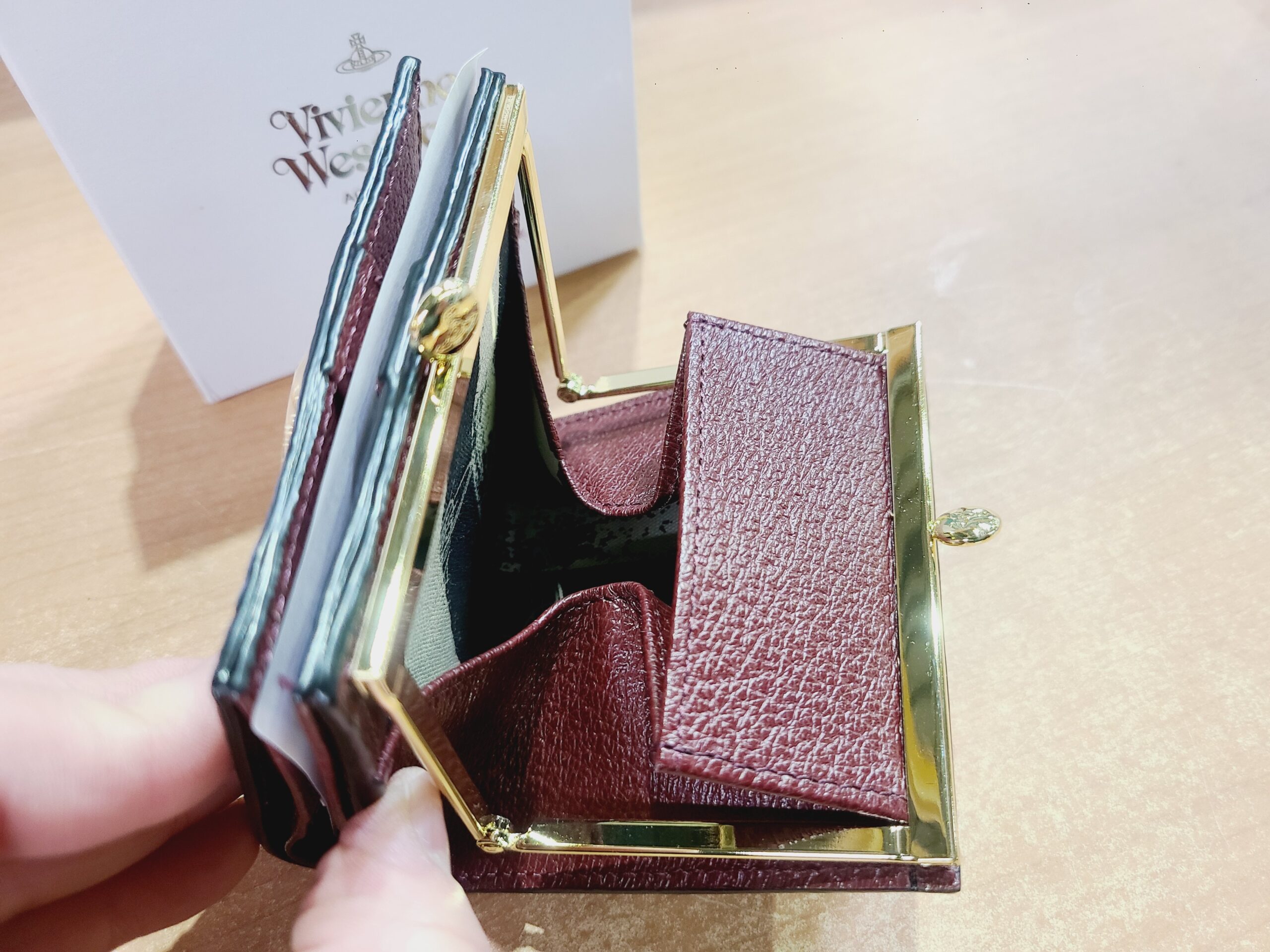 買取】ヴィヴィアン・ウェストウッド〔Vivienne Westwood