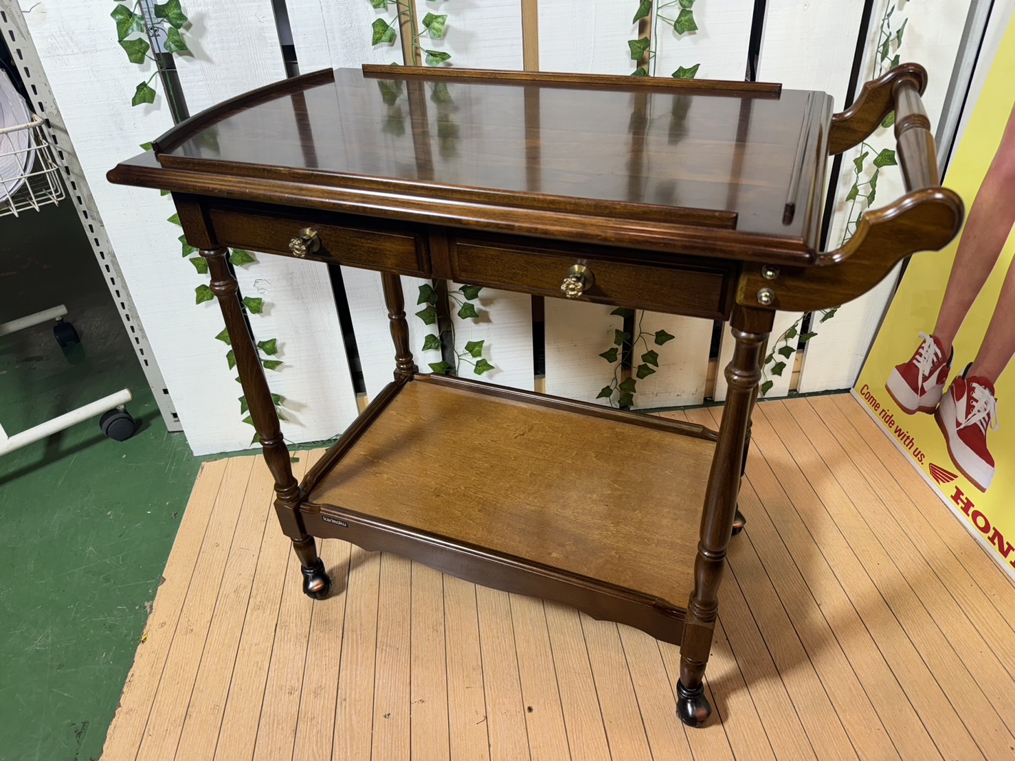 カリモク｜コロニアルシリーズ｜キッチンワゴン引出付買取致しました 