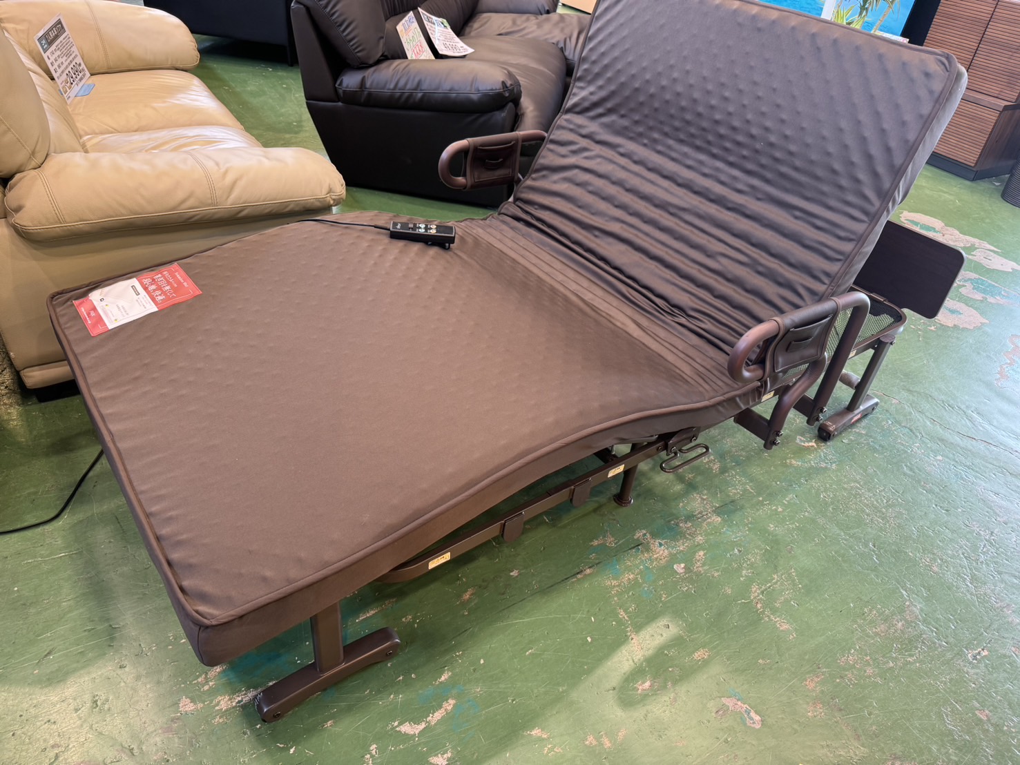 ATEX電動折畳ベッドAX-BE635N-1.jpg