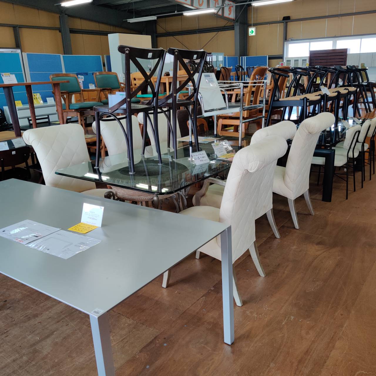 Cassina IXC./カッシーナ ダイニングテーブル AIR FRAME 販売中！ 愛品  