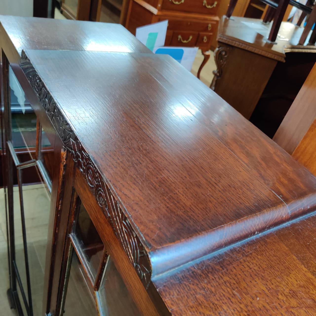 ガラス扉キャビネット 英国アンティーク家具 販売中！ 愛品倶楽部柏店 