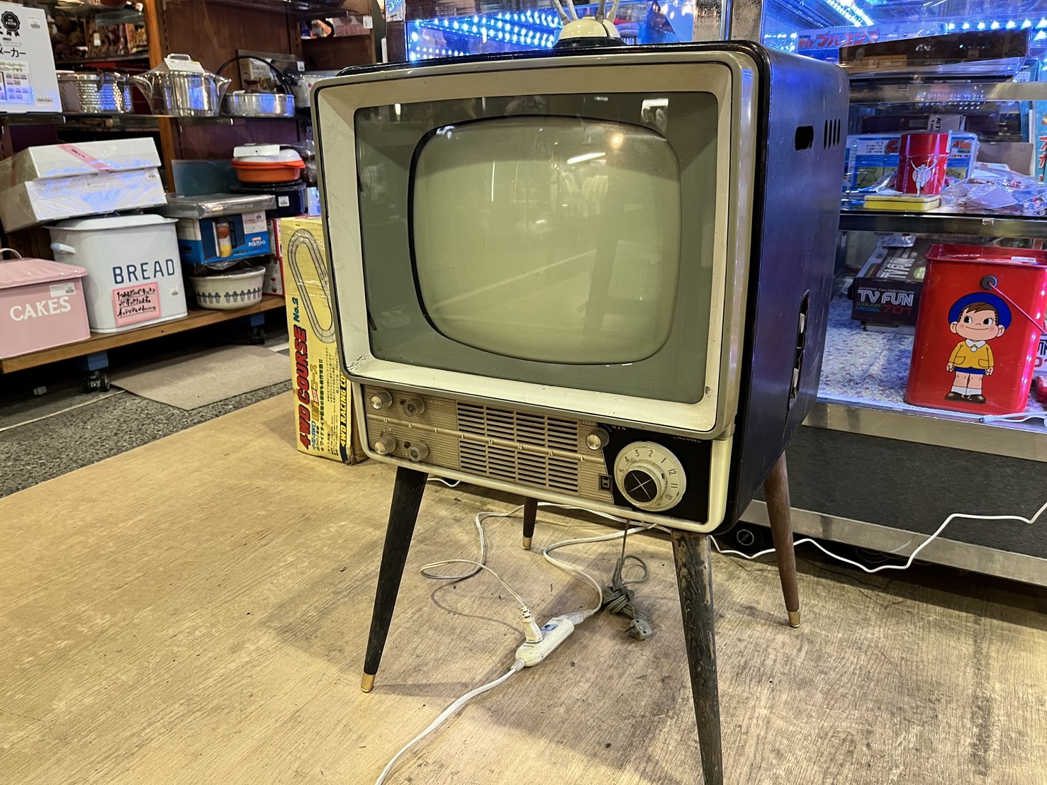 昭和レトロ 当時物 ナショナル真空管テレビ 買取いたしました｜愛品館 