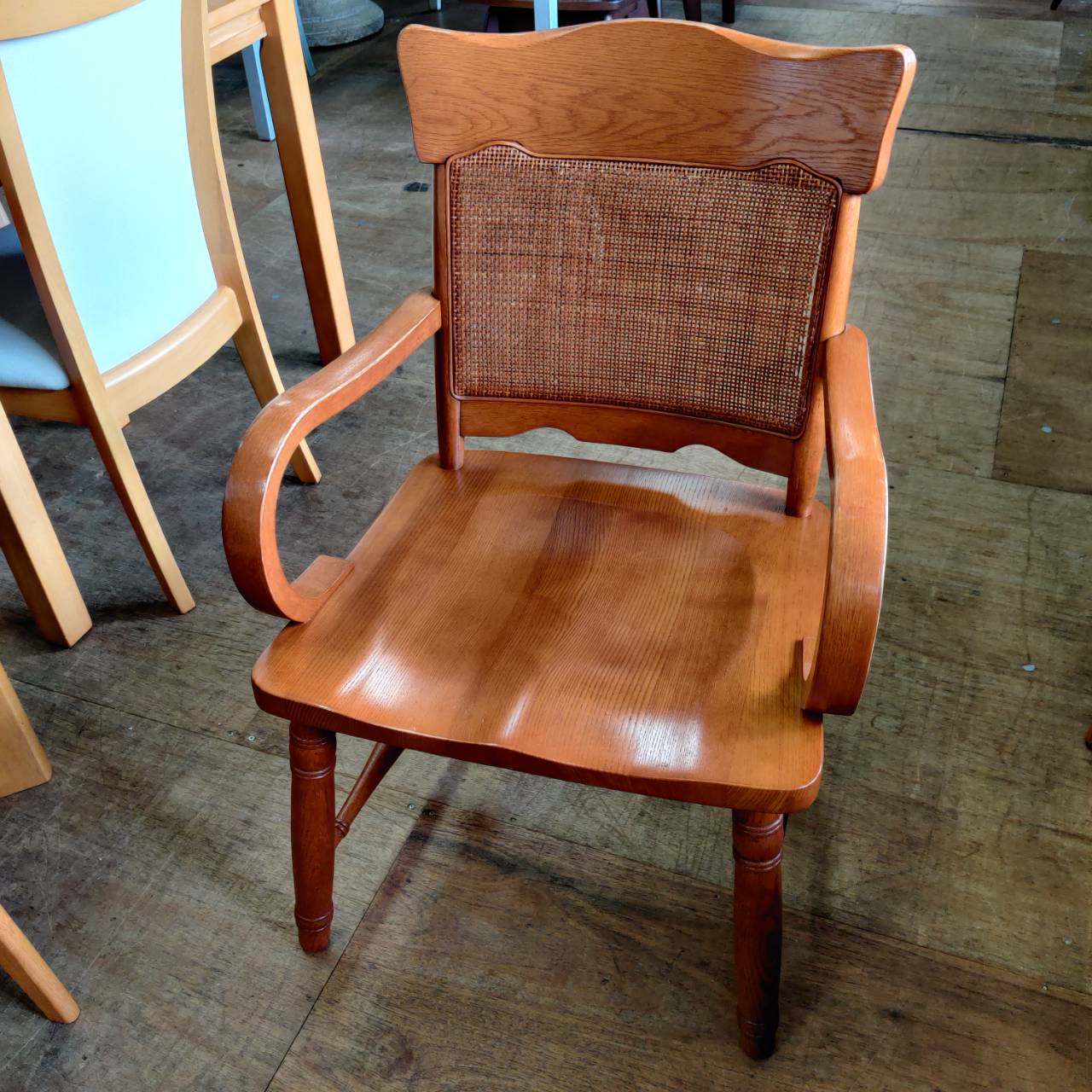 柏木工 ラタンバックアームチェア ダイニング7点セット 販売中  