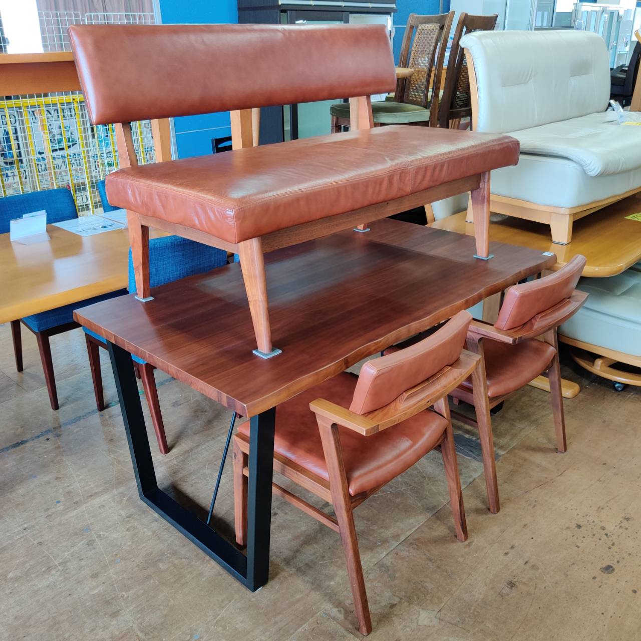 シギヤマ家具工業 本革ベンチダイニング4点セット ウォールライフ 販売  