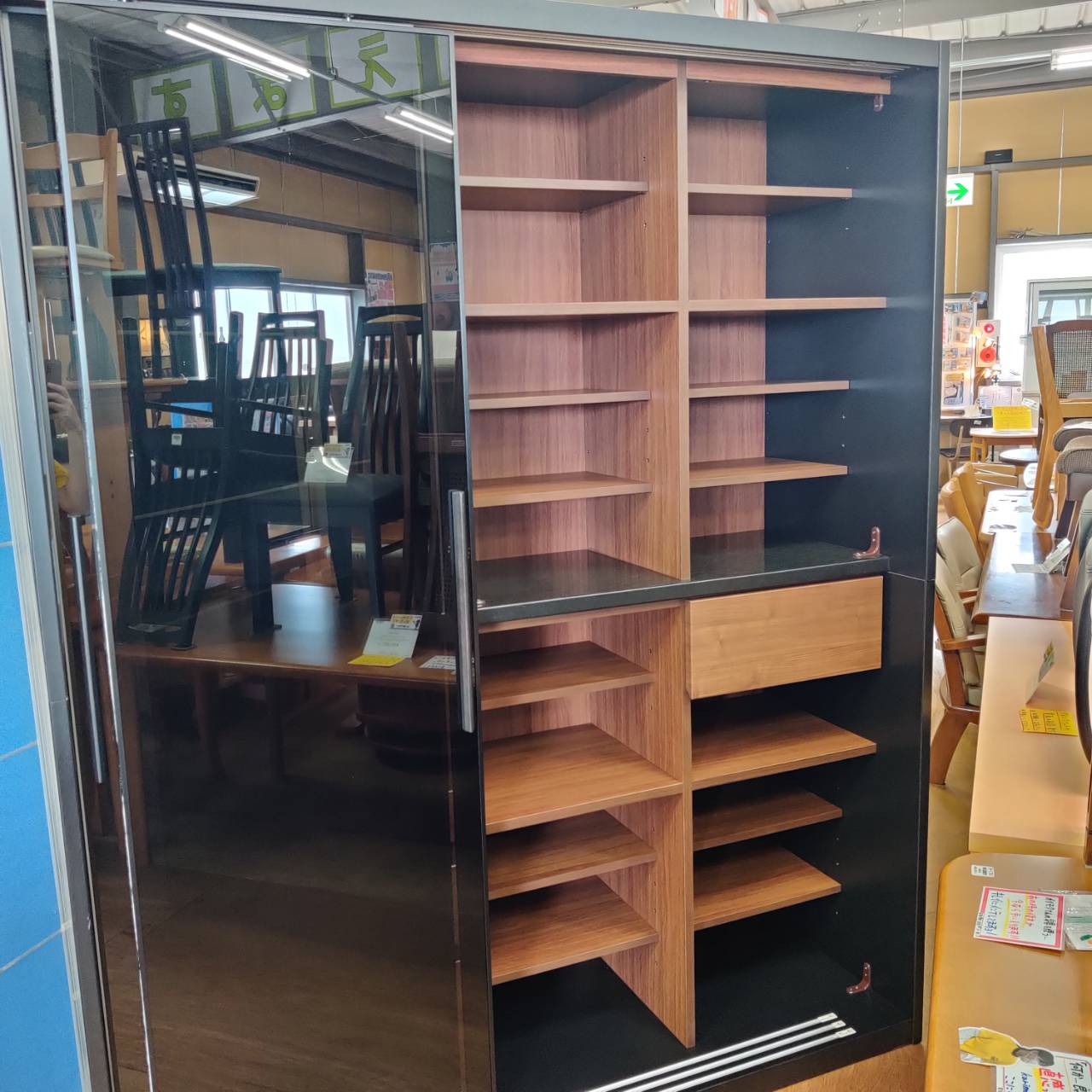 シギヤマ家具工業 3枚スライド扉キッチンボード ネロ160SL 販売中！ 愛 
