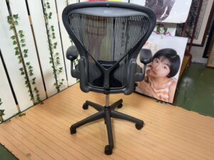 ハーマンミラー｜アーロンチェア｜AE112PWB-PJG1BBBK3D01買取致しまし 