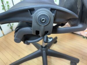 ハーマンミラー｜アーロンチェア｜AE112PWB-PJG1BBBK3D01買取致しまし 