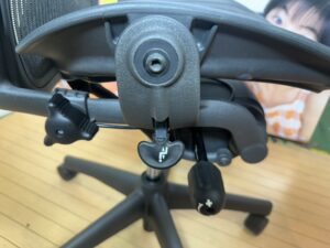 ハーマンミラー｜アーロンチェア｜AE112PWB-PJG1BBBK3D01買取致しまし 
