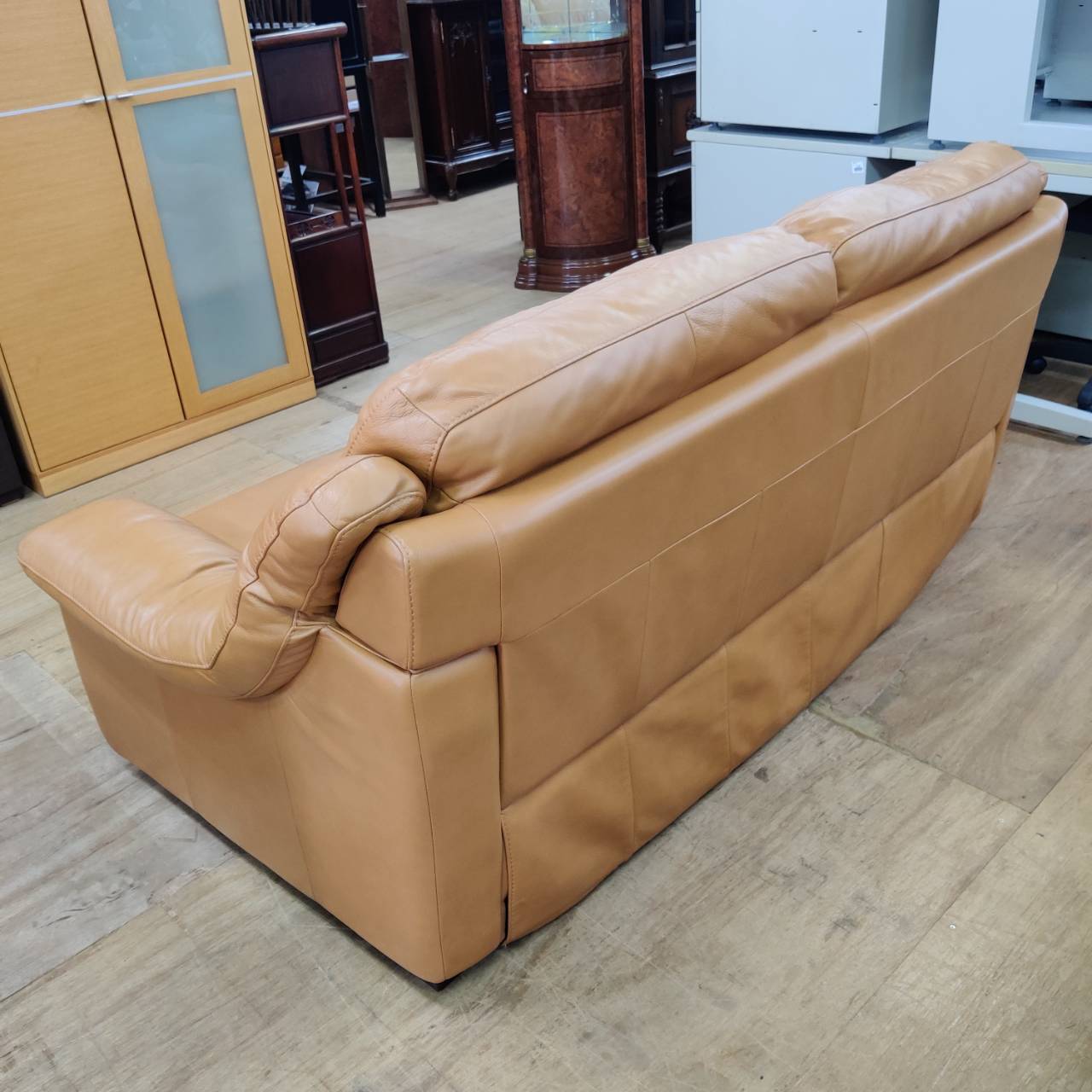 レザーワールド 本革 3Pソファ 背もたれ取り外し可 販売中！ 愛品  