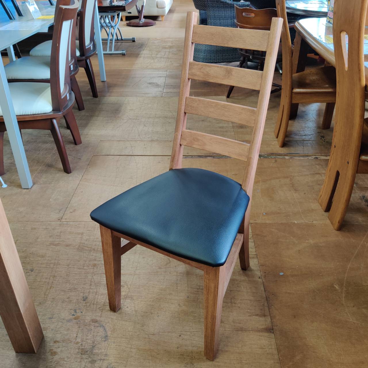 大川家具 タイル付ダイニング5点セット TESTA 販売中！ 愛品  