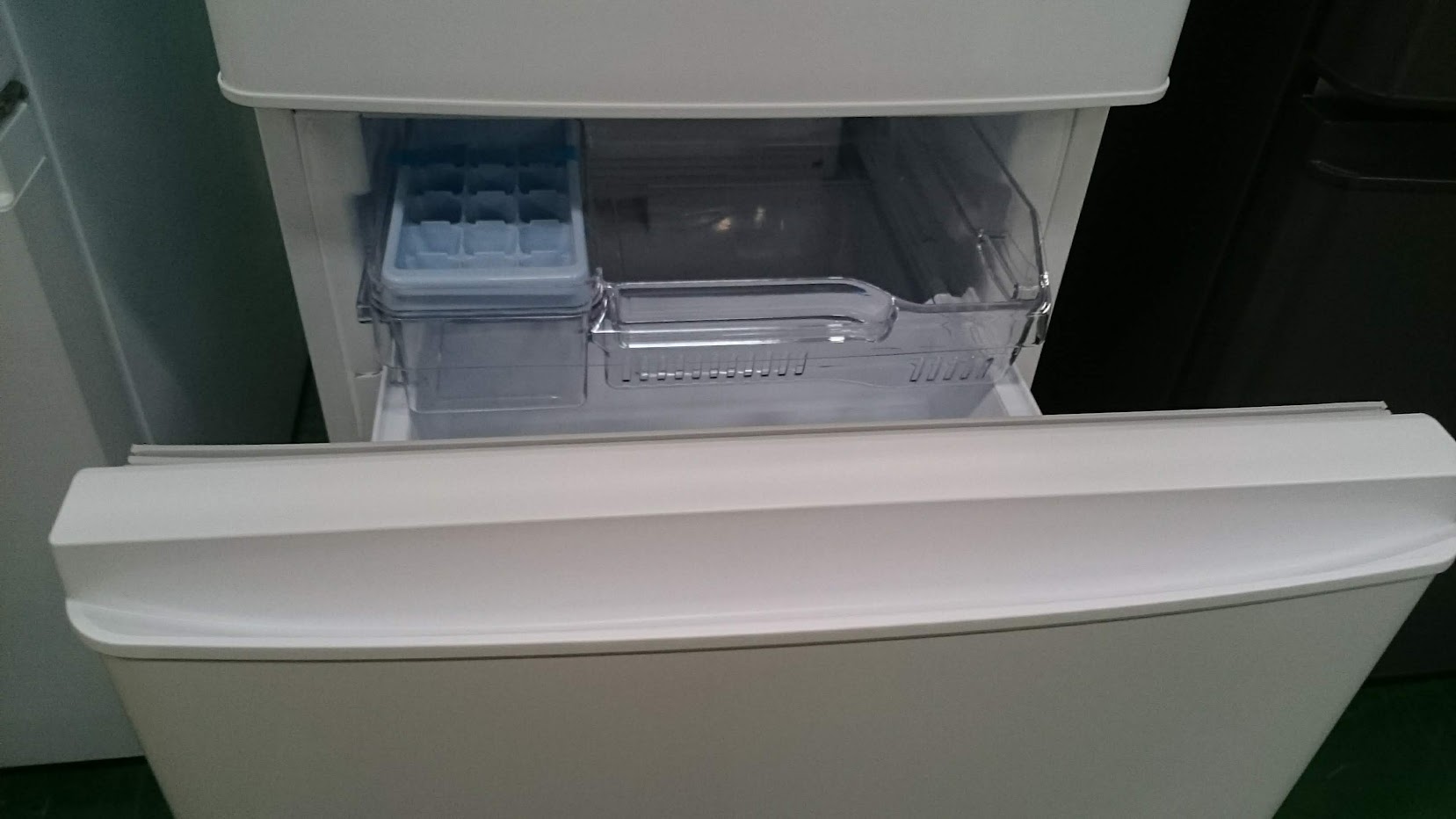 MITSUBISHI 2022年製 146L 冷蔵庫 MR-P15E2H 買取しました|愛品倶楽部 柏店 