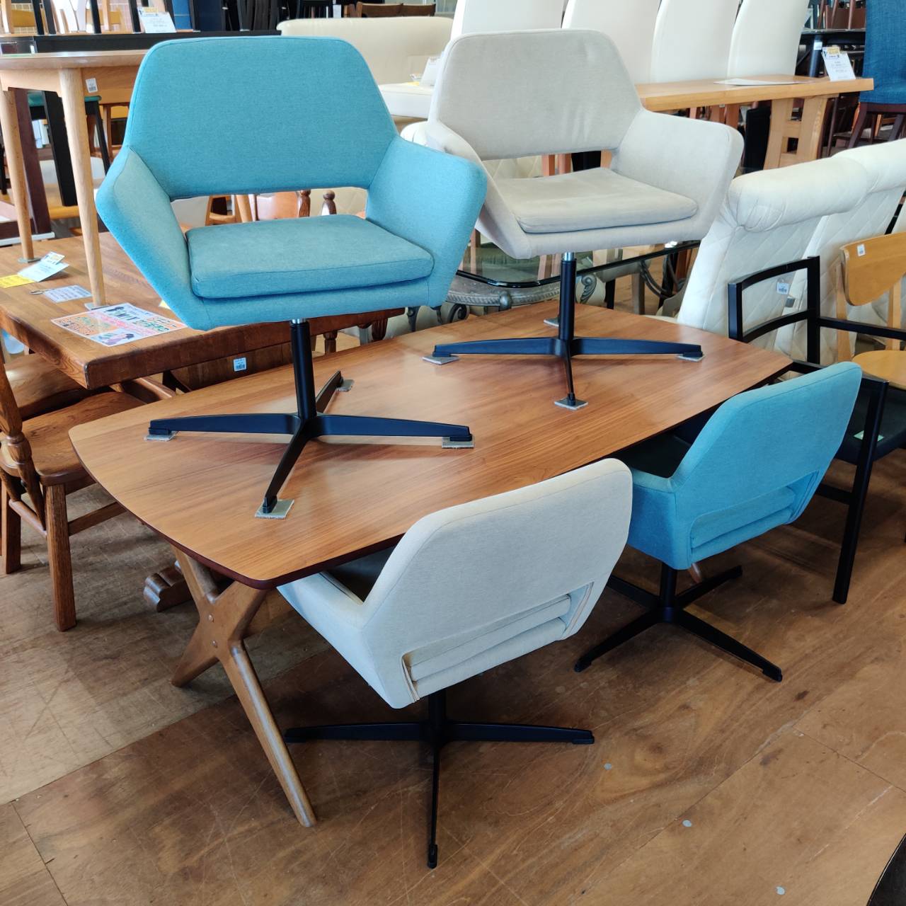 DCコルーナ BE ダイニングチェア　椅子 DCコルーナ BE ダイニングチェア 椅子