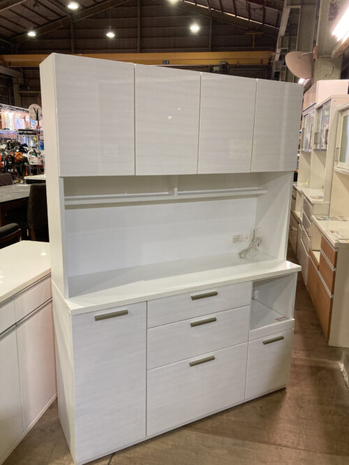 ニトリ｜ソレル140KB｜4枚扉キッチンボード入荷致しました  