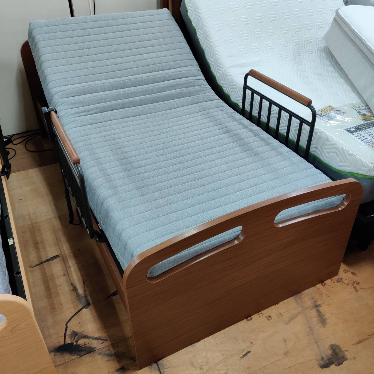 ニトリ 電動シングルベッド ライズ 2/Nスリープ E3-04VB 販売中！ 愛品  