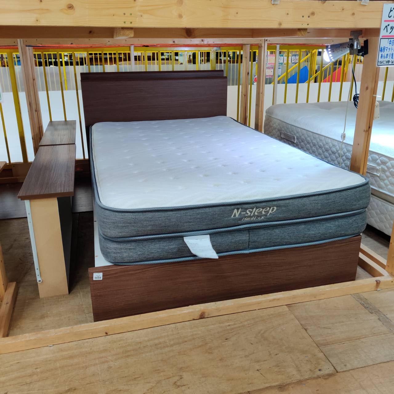 ニトリ 収納付きセミダブルベッド 2層Nスリープ ハードCR 販売中！ 愛  
