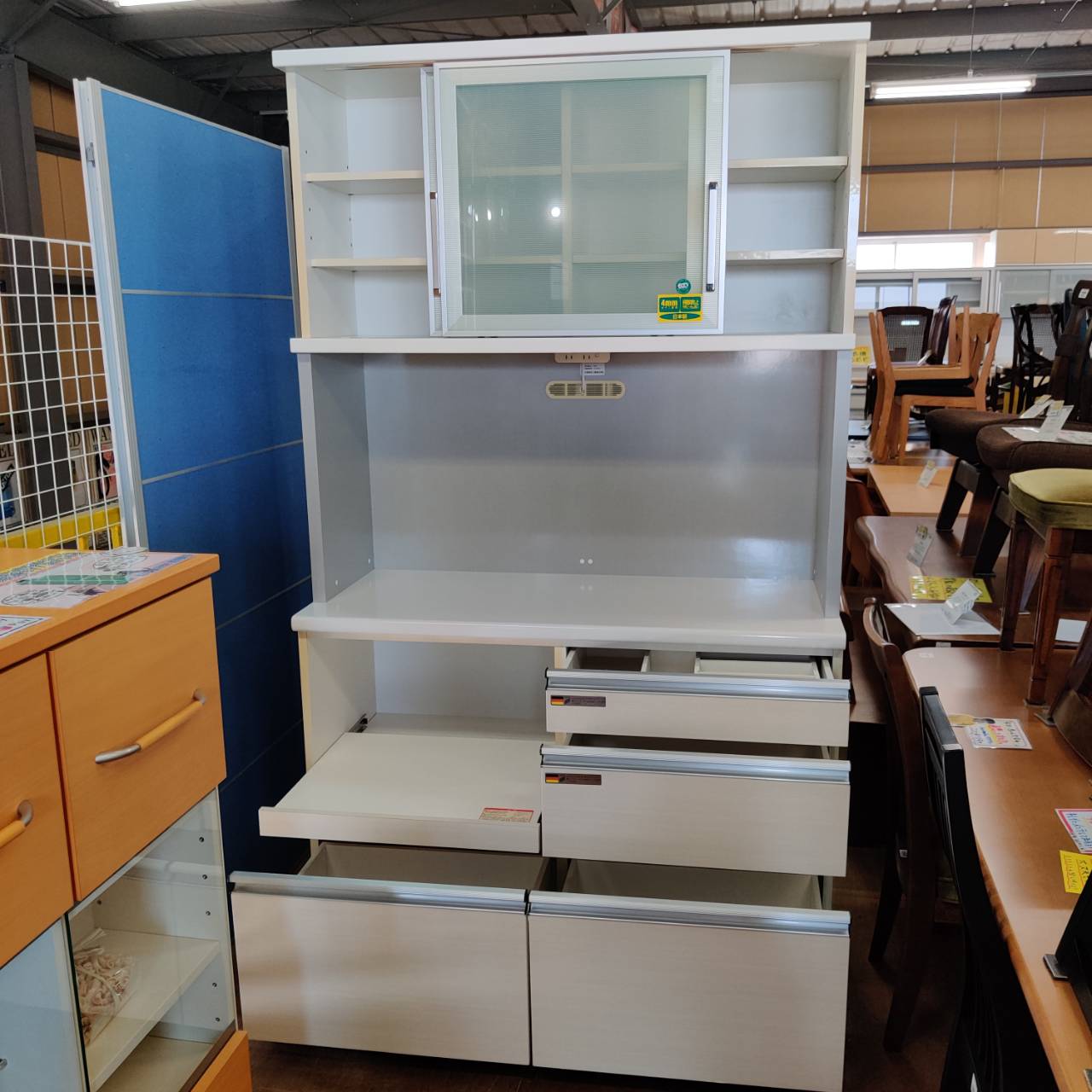 古賀家具工業 2枚スライド扉キッチンボード ムーアWH-120 販売中！ 愛  