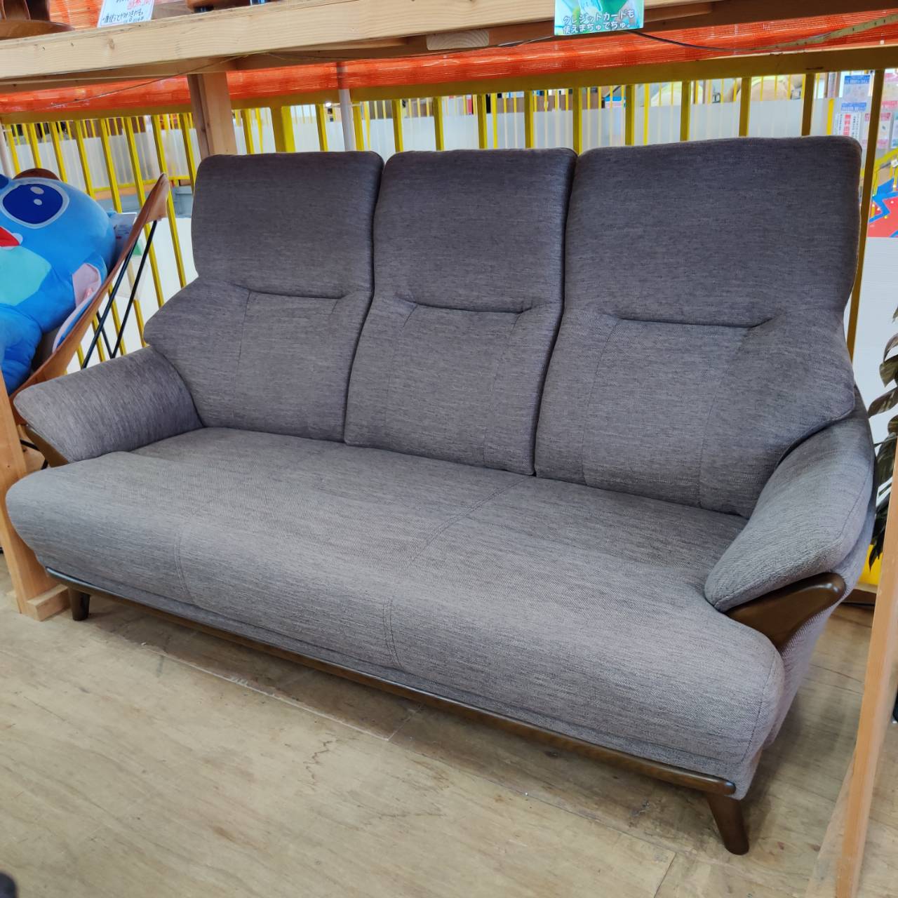 NITORI 布張りハイバック3人掛けソファ コウテイ 販売中！ 愛品倶楽部 